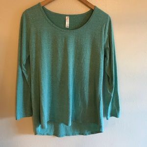 LuLaRoe Lynnae Long Sleeve Shirt Medium